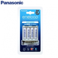 Ładowarka Panasonic Eneloop BQ-CC61E do akumulatorków AA/AAA + 4 szt. AA 2000 mAh w komplecie