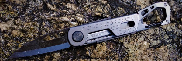 Niezbędnik biwakowicza - Gerber Gear Stakeout